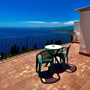 Il Leone , Taormina Italia
