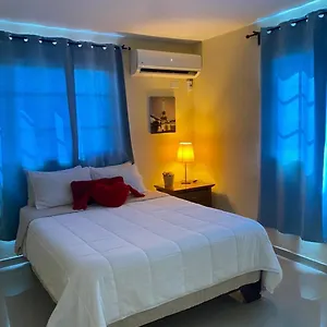tiny-apartment.santodomingobesthotels.com/
